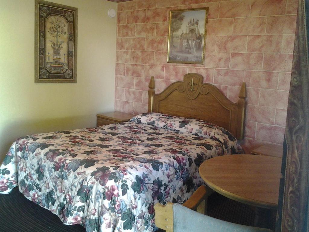 Holiday Motel - Santa Maria Bagian luar foto